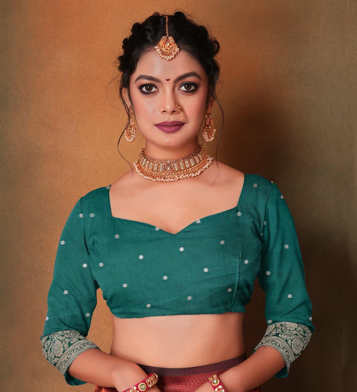 Emerald Green Woven Banarasi Silk Saree - VELIZAA