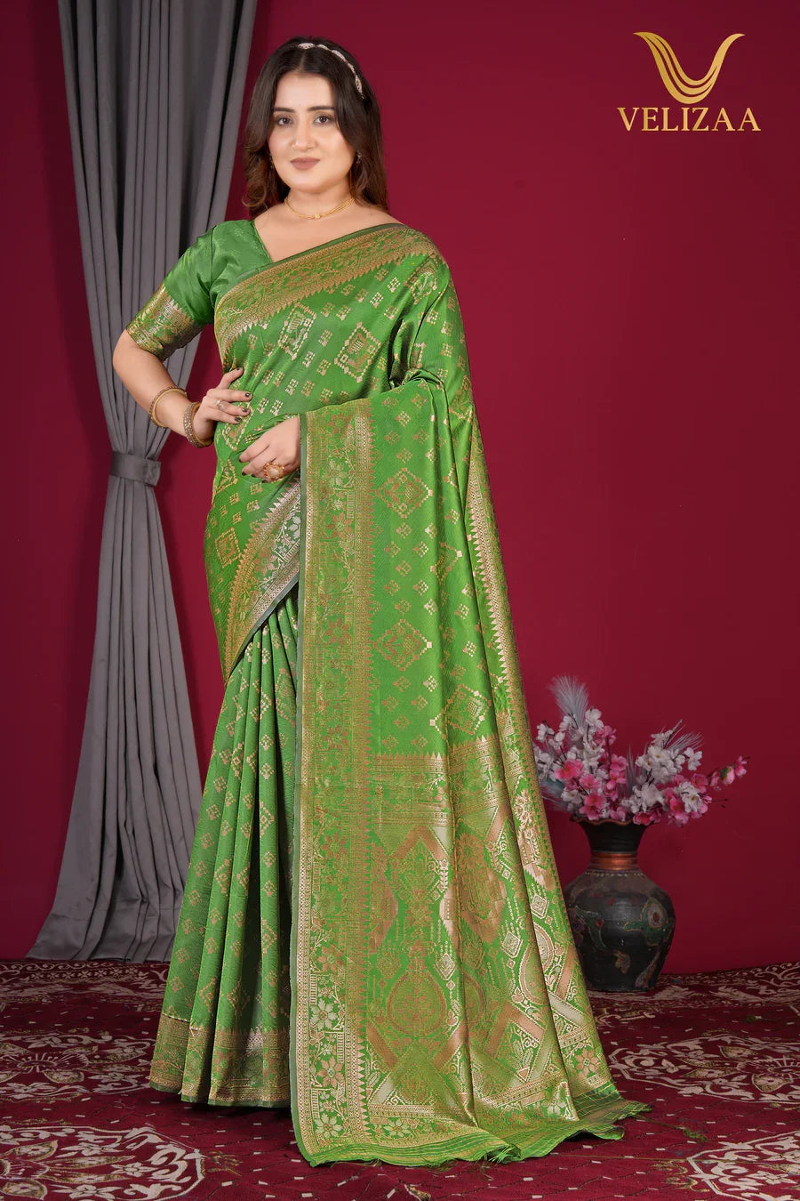 Green Soft WovenBanarasi Silk Saree - VELIZAA