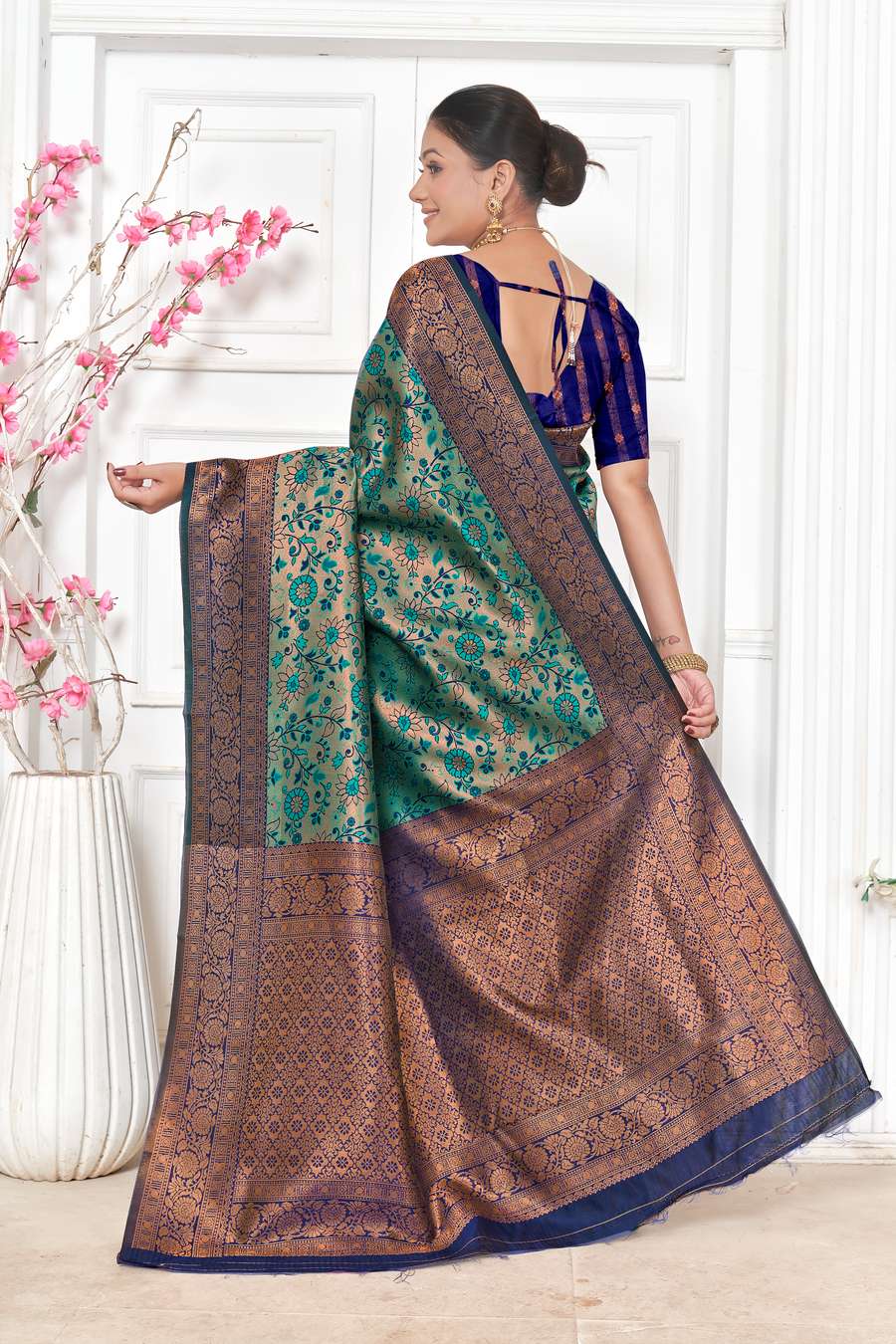 Emerald Green Kanjivaram Silk Saree